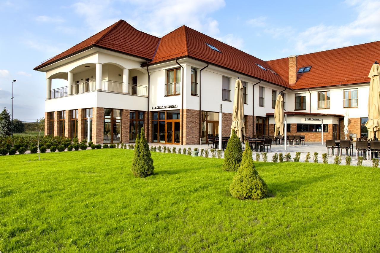 Family-Hotel Balastya Экстерьер фото